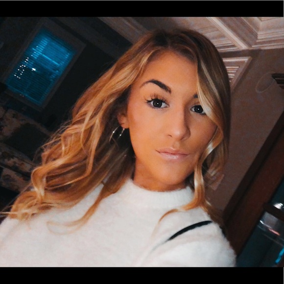 Meet your Posher, Anna - Picture 1 of 1